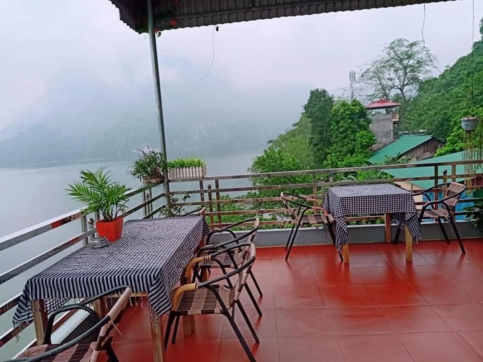 Nha Nghi Son Lam - Ba Be Lake Best View バックカン エクステリア 写真